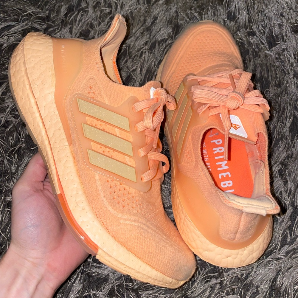 Adidas Ultraboost 22 Shoes